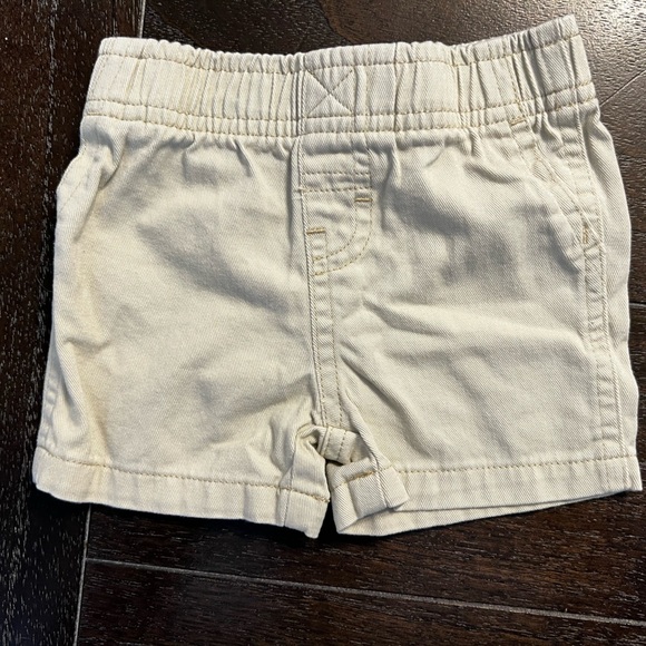 Baby infant 3M shorts - wrangler, carters - Picture 2 of 5